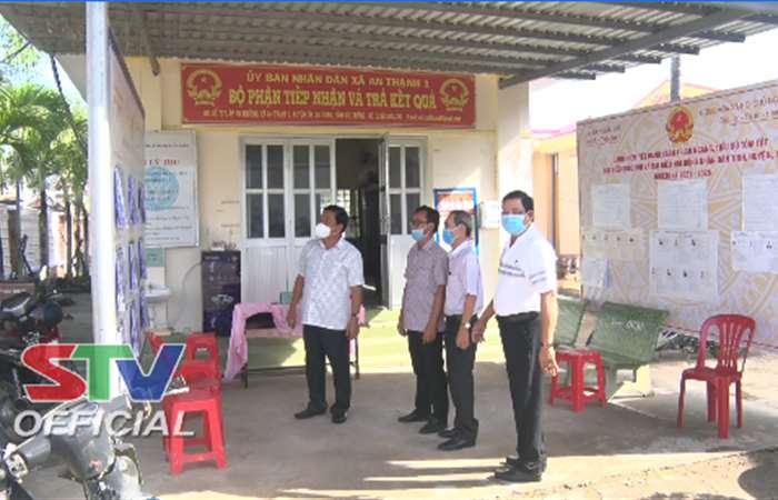 Phó Chủ tịch HĐND tỉnh kiểm tra công tác chuẩn bị bầu cử tại huyện Cù Lao Dung